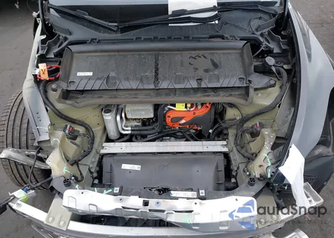 2022 Tesla Model Y Performance Dual Motor All-Wheel Drive z USA, uszkodzony, nr VIN 7SAYGDEF9NF522883